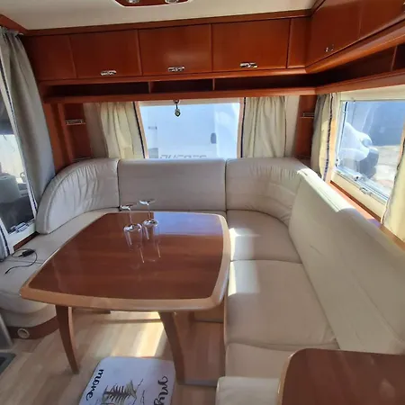 Dolce Surf Camp יאסטארניה