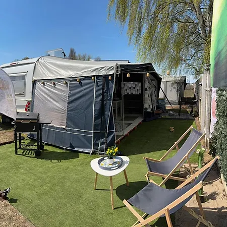Dolce Surf Camp 亚斯塔尔尼亚