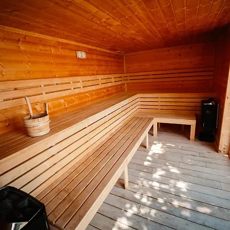 Dolce Surf Camp *